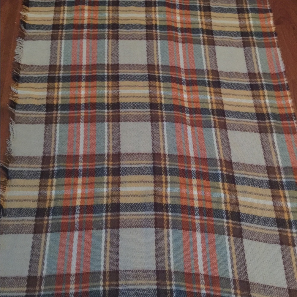Scarf - Picture 3 of 5